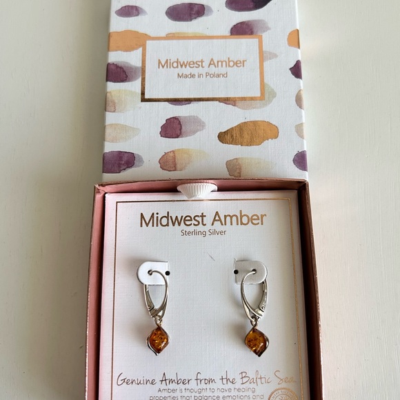 Midwest Amber Sterling Silver Genuine Amber From Baltic Sea Earrings - Picture 3 of 4